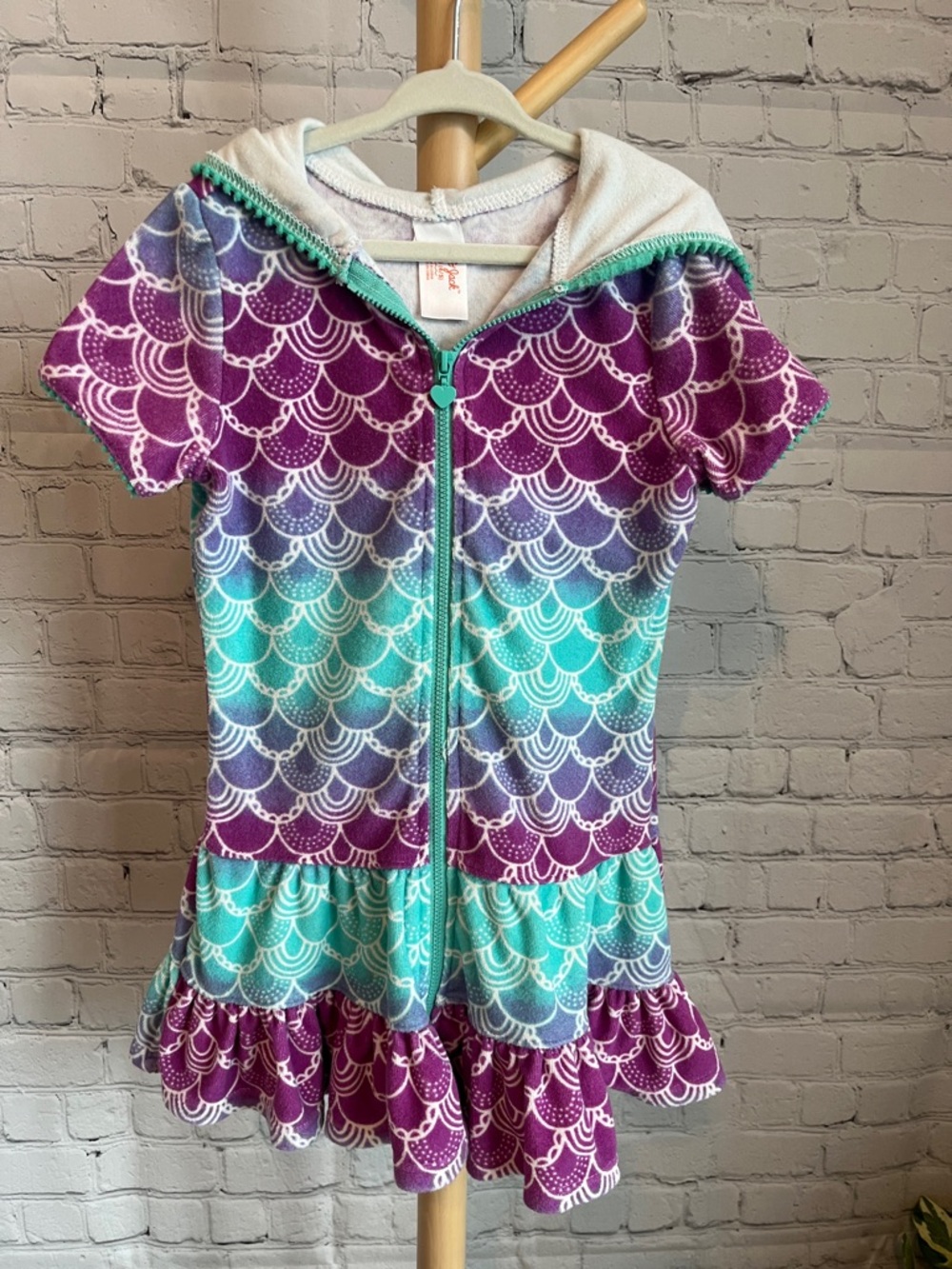 ⭐️⭐️ PICK 5 / $20 Cat & Jack Hooded Swim Cover Up